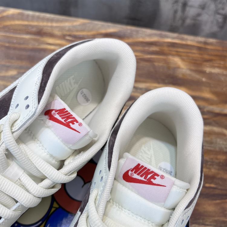 NIKE SB DUNK LOW SNEAKER – NSN017