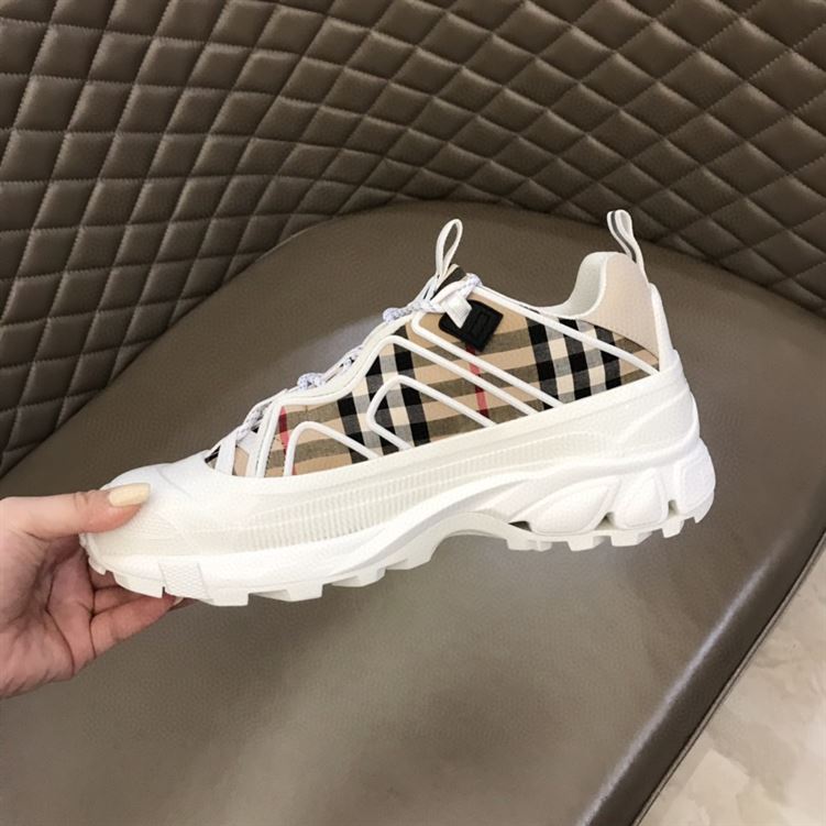BURBERRY ARTHUR VINTAGE CHECK LOW-TOP SNEAKERS – BBR022