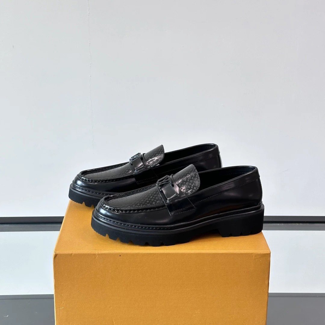 MAJOR LOAFERS BLACK LEATHER – VL042