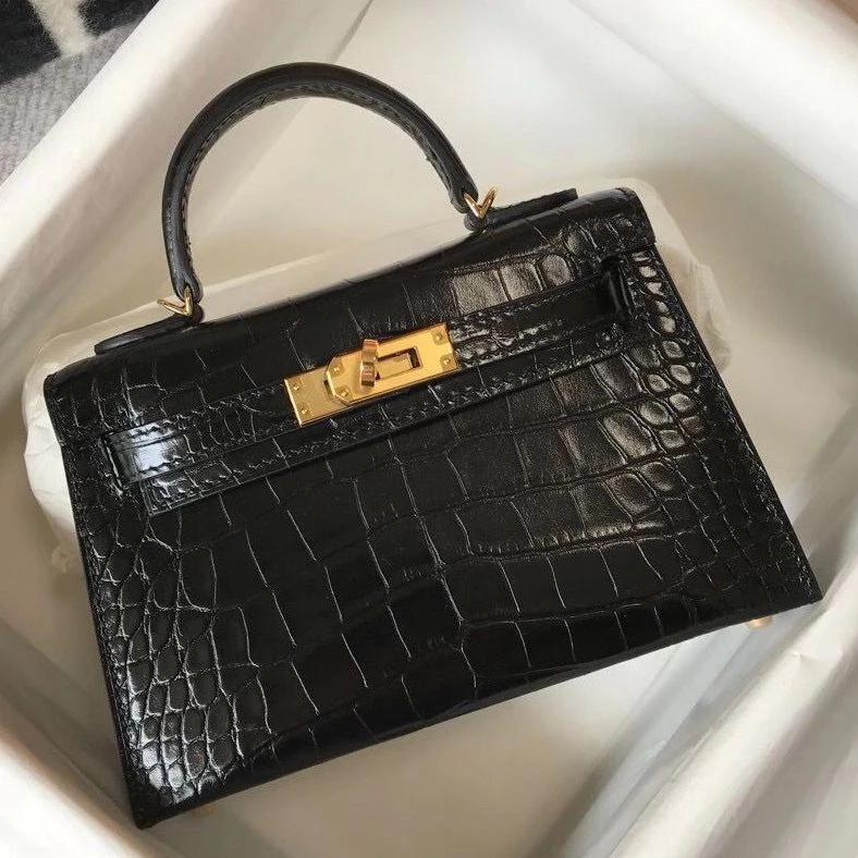 Hermes Kelly Mini II Bag In Black Embossed Crocodile Leather – HW129
