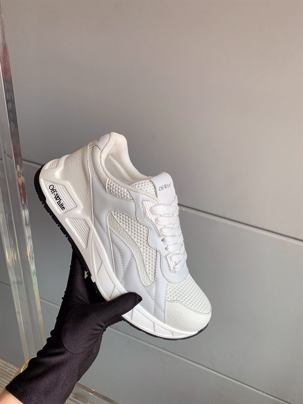 OFF-WHITE KICK OFF SNEAKERS – OFW014