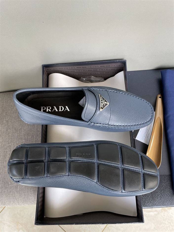 PRADA SAFFIANO LEATHER DRIVER – PRS037