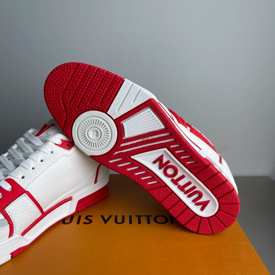 LOUIS VUITTON TRAINER SNEAKER – LVS257