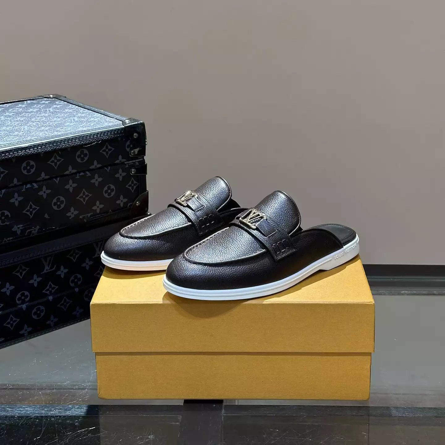 ESTATE OPEN BACK LOAFERS IN BLACK – VL058