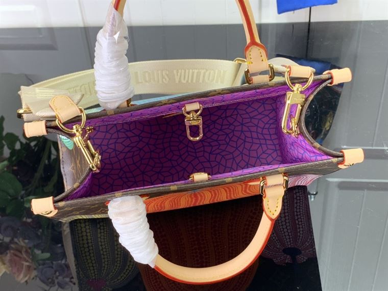 LOUIS VUITTON LV X YK ONTHEGO PM PUMPKIN MONOGRAM – LW110