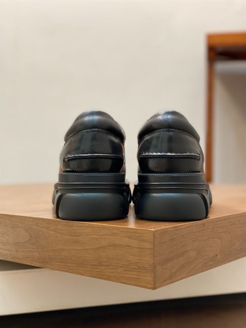 GUCCI GG PLATFORM LACE-UP SHOES – GL028