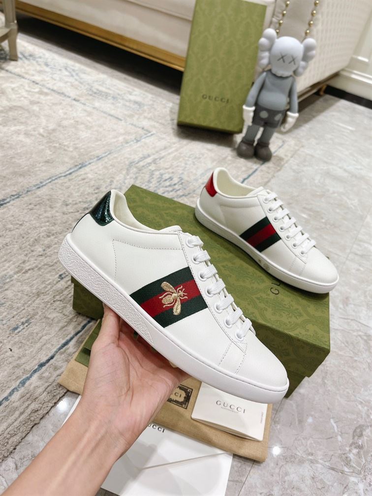 GUCCI ACE SNEAKER WHITE LEATHER WITH BEE – GCC087