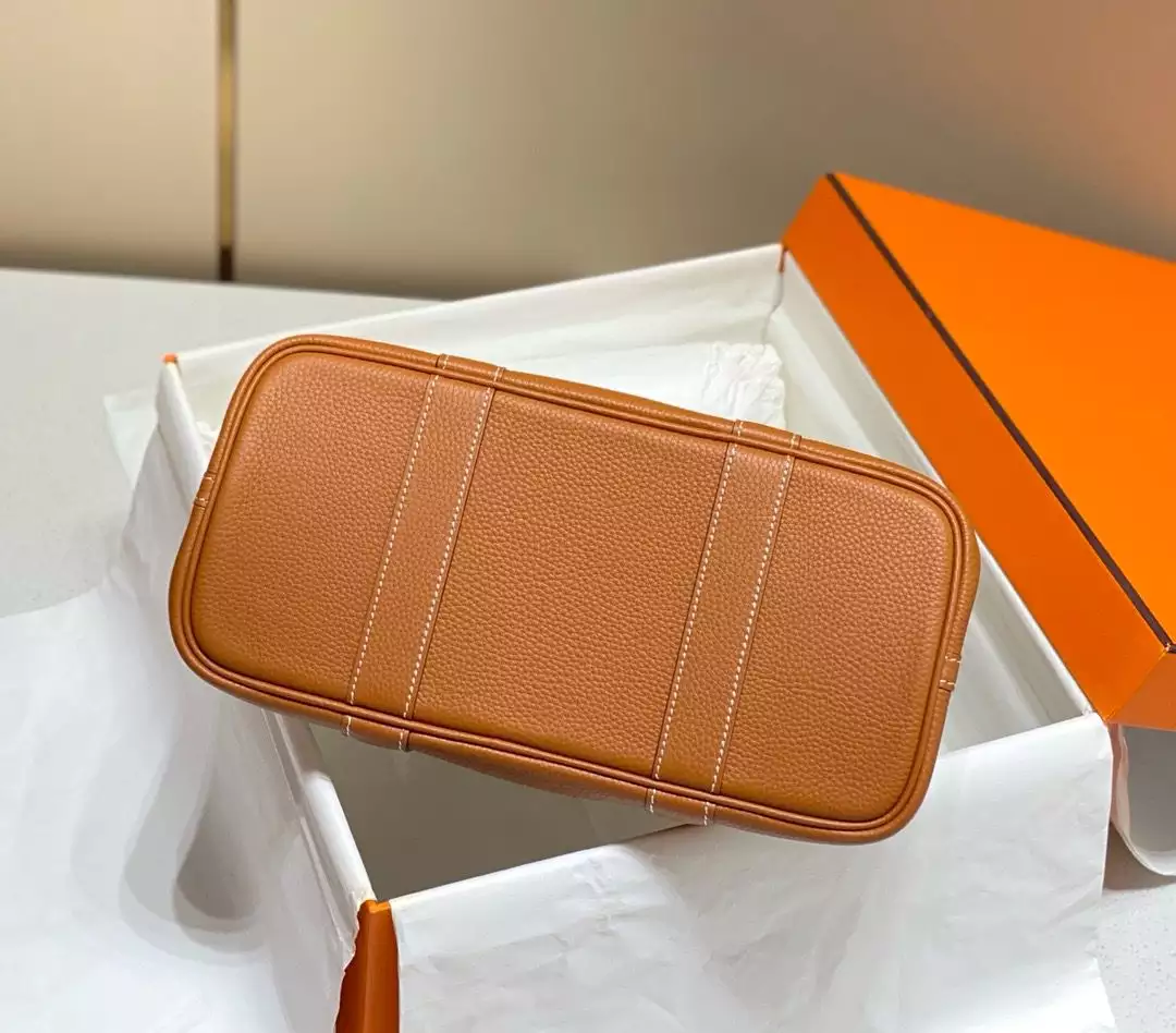 Hermes Garden Party 30cm Bag in Toile and Gold Leather – HW070