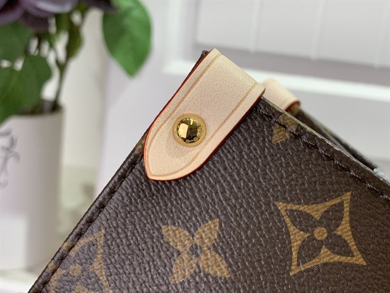 LOUIS VUITTON LV X YK ONTHEGO MM MONOGRAM – LW109