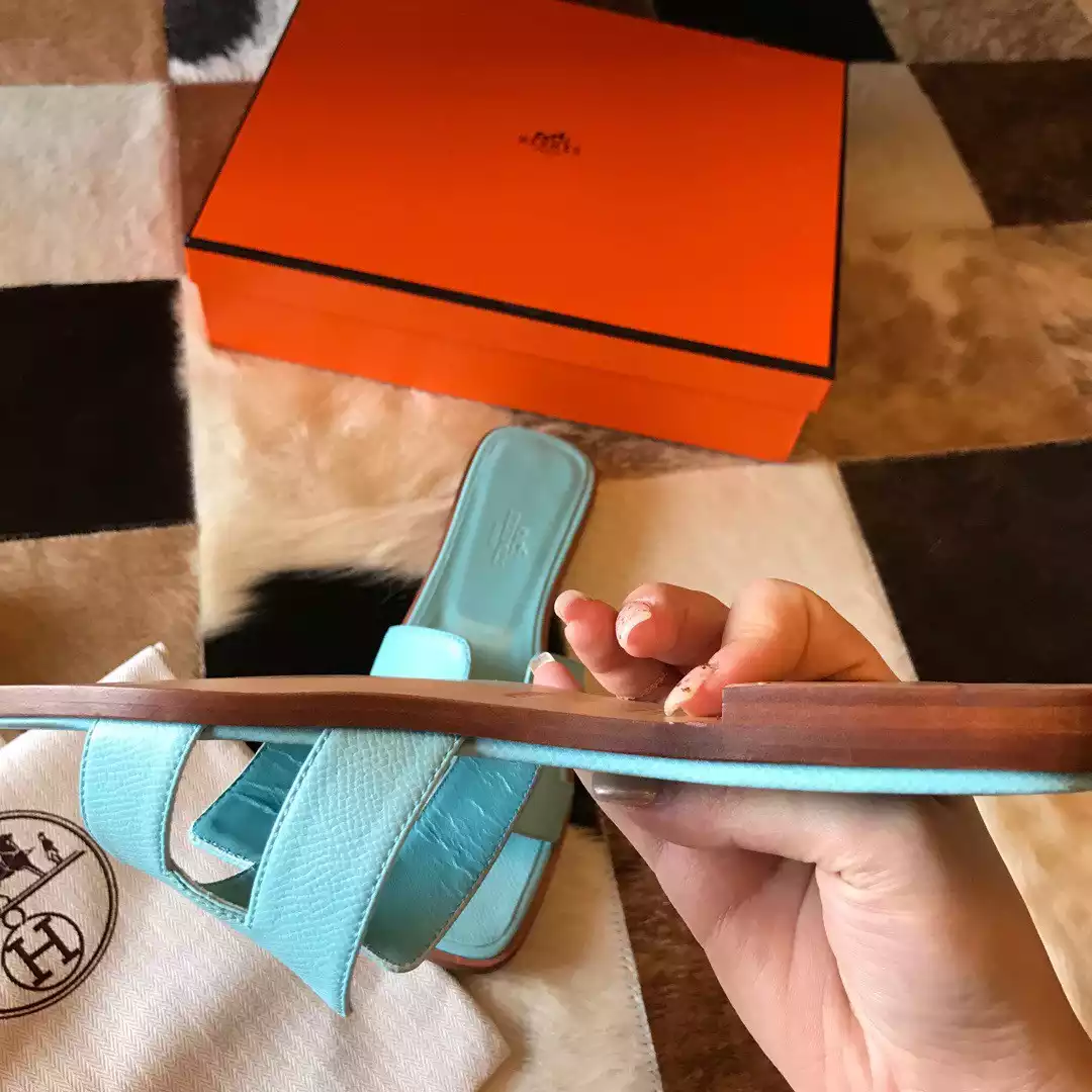 HERMES ORAN SLIDE SANDALS IN BLUE ATOLL EPSOM CALFSKIN – HMSD064