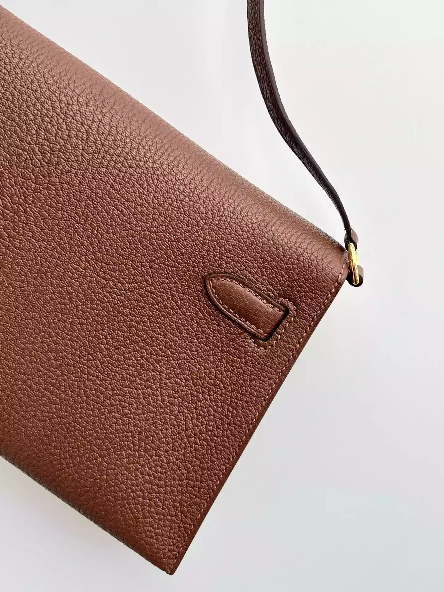 Kelly Classique To Go wallet – HW196