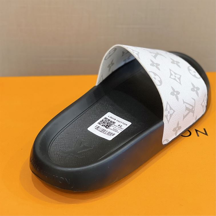 LOUIS VUITTON WATERFRONT MULE – LVSD026