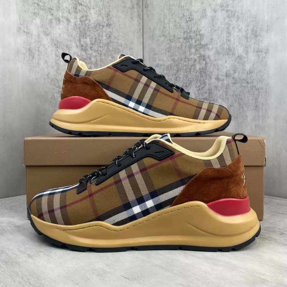 BURBERRY PLATFORM SNEAKERS – BBR062