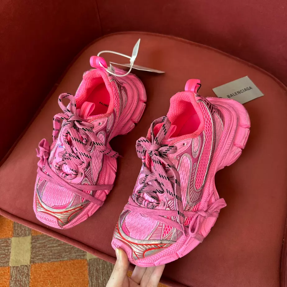 BALENCIAGA WOMEN’S 3XL SNEAKER – BLA0106