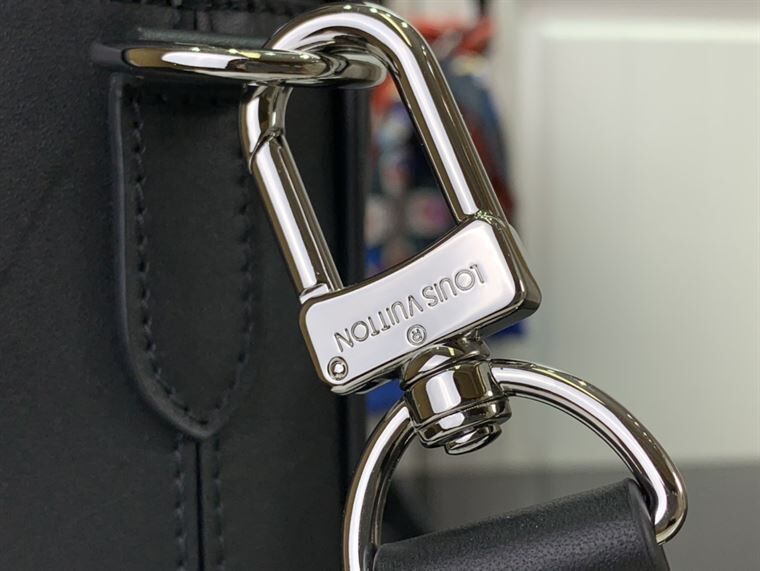 LOUIS VUITTON PORTE-DOCUMENTS VOYAGE PM BRIEFCASE – LVB039