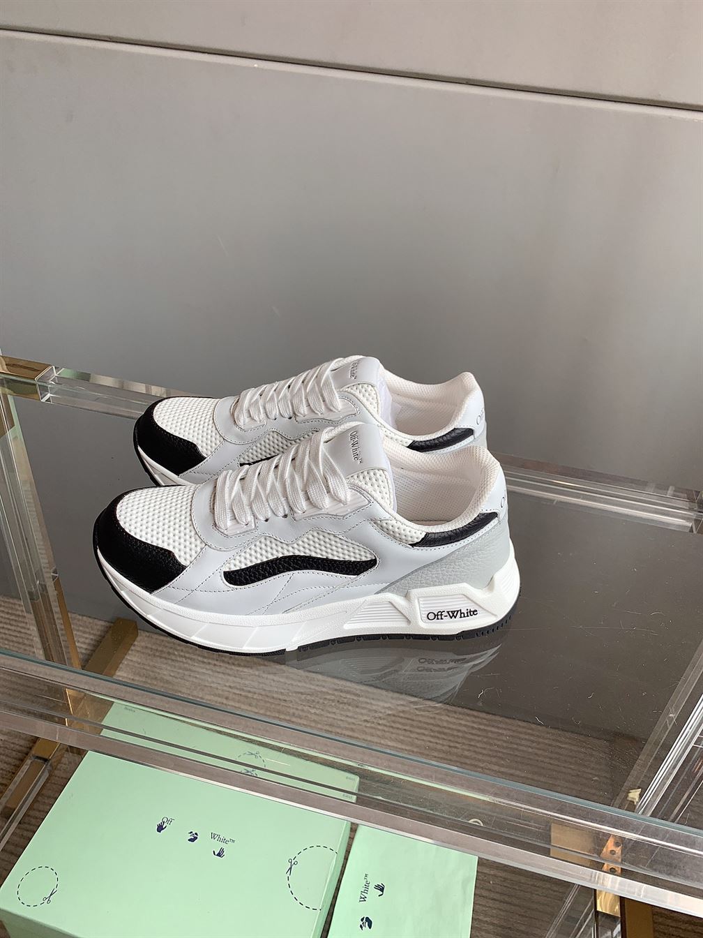 OFF-WHITE KICK OFF SNEAKERS – OFW013