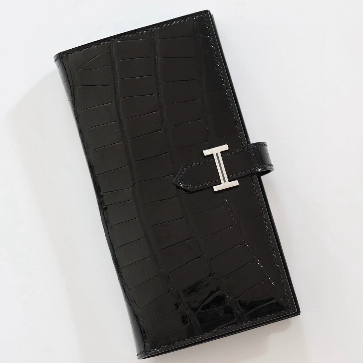 Hermes Bearn Long Wallet in Black Shiny Alligator Leather – HW165