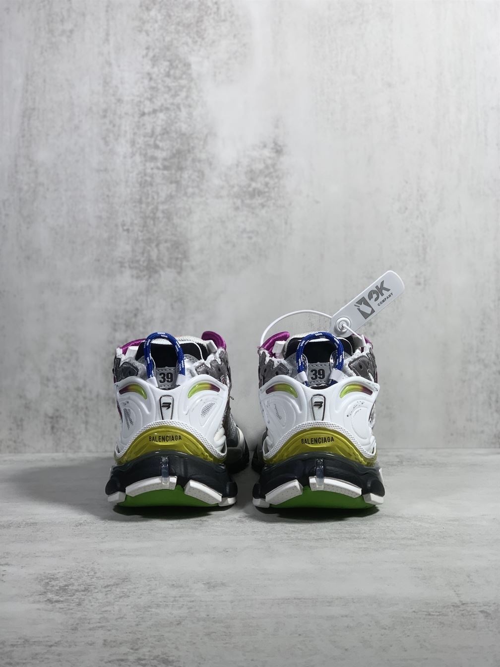 BALENCIAGA RUNNER SNEAKER – BLA026