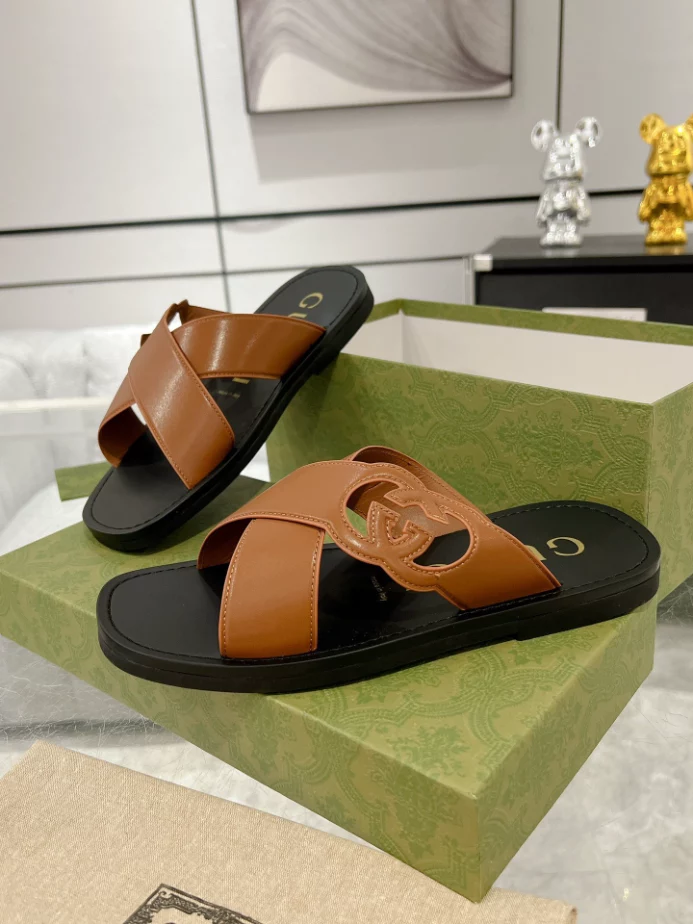 GUCCI MEN’S SLIDE SANDAL – GSL068