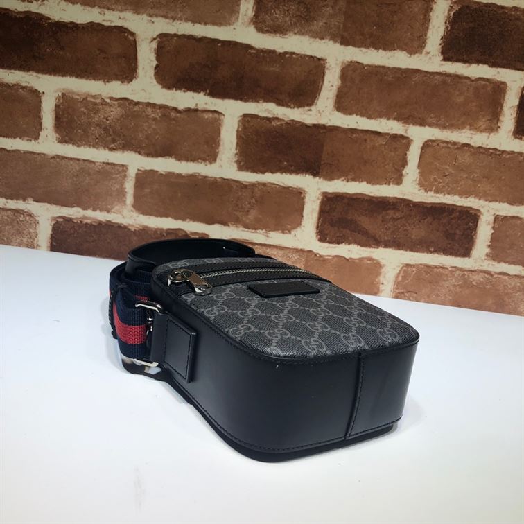 GUCCI GG BLACK MESSENGER – BG031