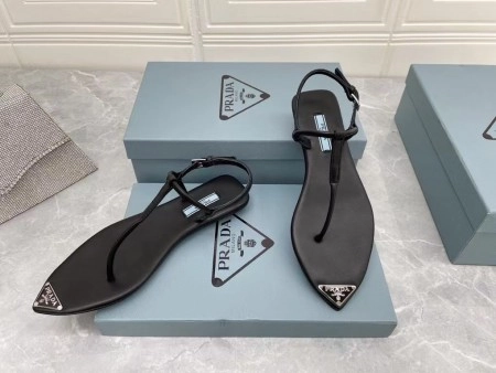 PRADA THONG SANDALS IN BLACK BRUSHED LEATHER – PSD047