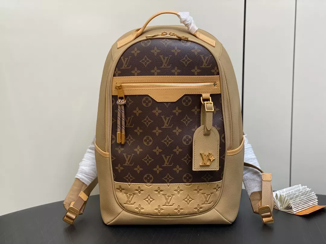 Louis Vuitton Outdoor Backpack Beige Cowhide Leather – LW149
