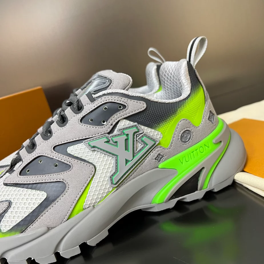 RUNNER TATIC SNEAKERS IN GREY AND GREEN – LVS236