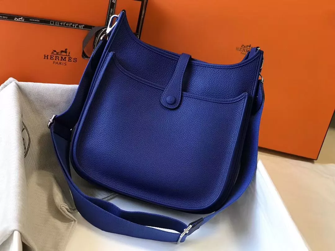 Hermes Evelyne III 29 PM Bag In Blue Electric Clemence Leather – HW067
