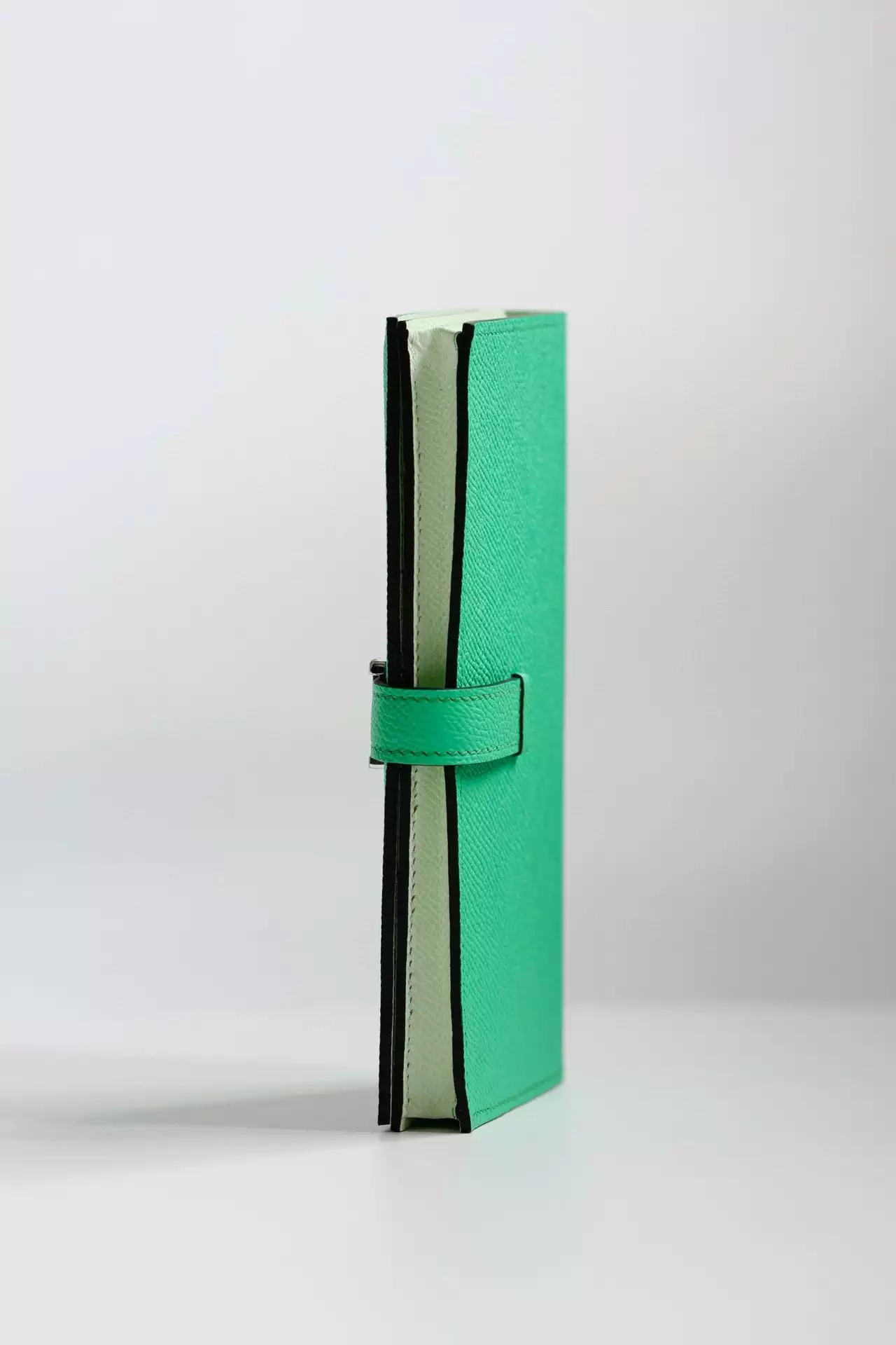 Hermes Bearn Verso Long Wallet in Vert Comics Epsom Calfskin – HW146