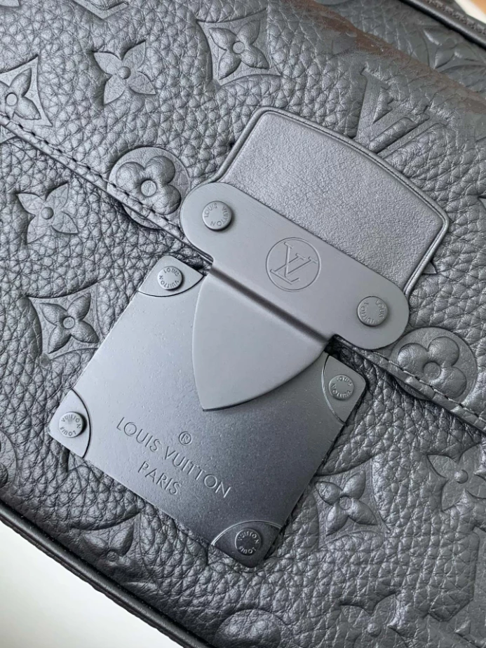 S Lock Messenger Bag Black Monogram-Embossed Taurillon Cowhide Leather M58489 – LW230