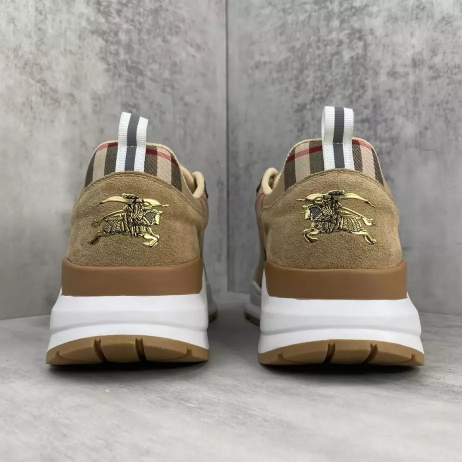 BURBERRY PLATFORM SNEAKERS – BBR058