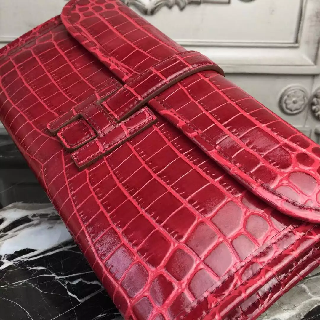 Hermes Jige Elan 29 Clutch In Dark Red Crocodile Leather – HW107