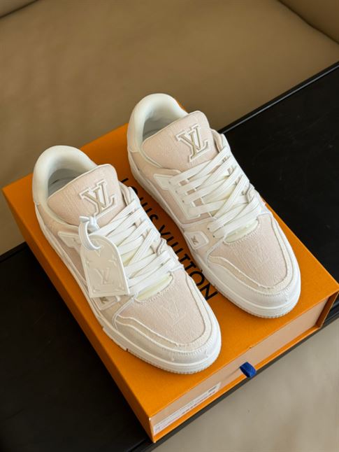 LOUIS VUITTON LV TRAINER SNEAKER – LVS173