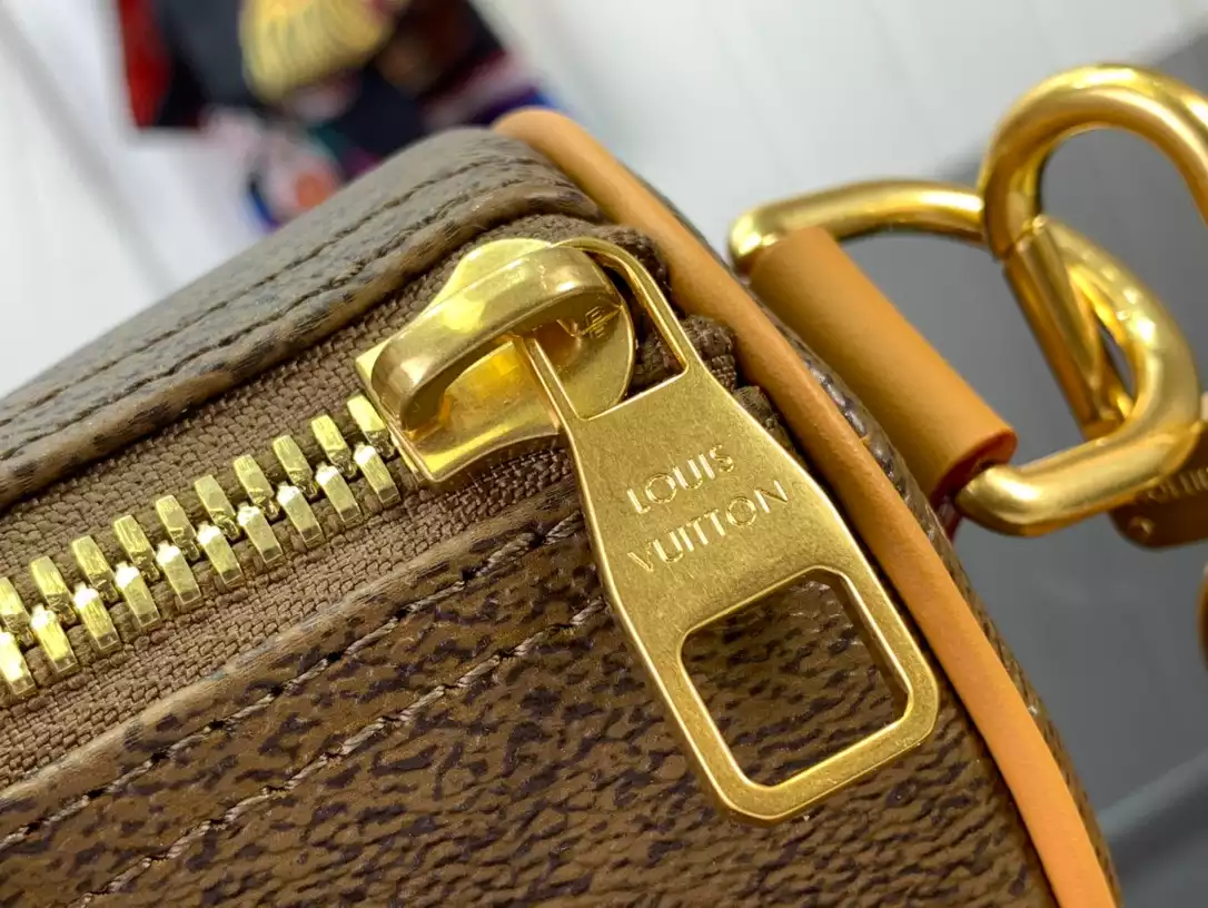 Louis Vuitton Keepall Bandoulière 25 – LW201