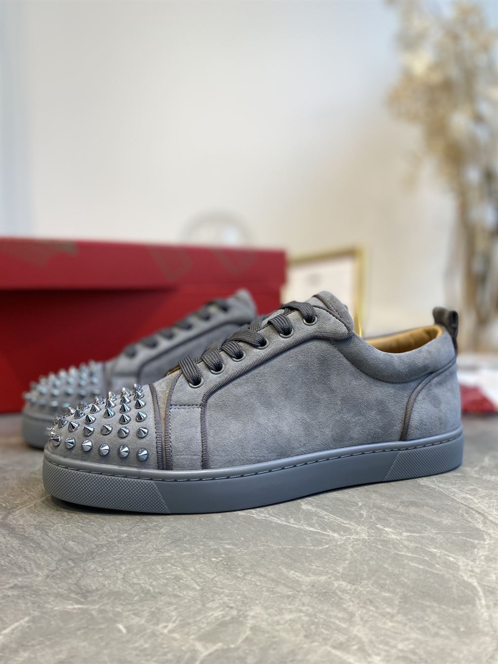 CHRISTIAN LOUBOUTIN LOUIS JUNIOR SPIKES – CLS024