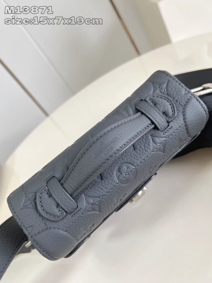 SOUL TRUNK CROSSBAG BLACK TAURILLON MONOGRAM M13871 – LW418