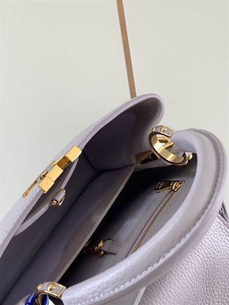 LOUIS VUITTON CAPUCINES BB Light Purple – LW049