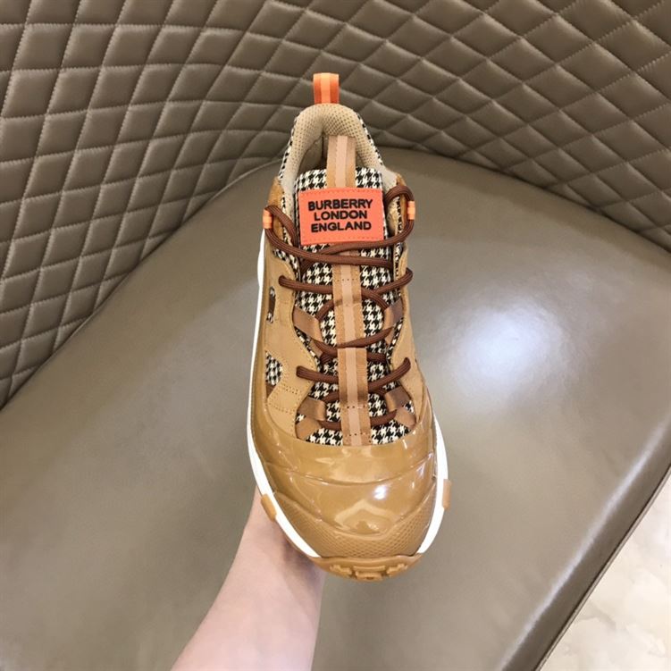 BURBERRY ARTHUR SNEAKERS IN BROWN- BBR005