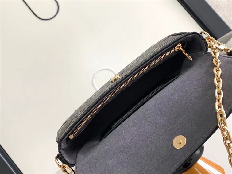 LOUIS VUITTON WALLET ON CHAIN IVY MONOGRAM EMPREINTE LEATHER – LW036