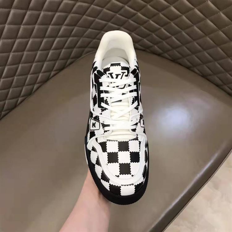 LOUIS VUITTON TRAINER SNEAKER BLACK WHITE DAMIER – LVS046