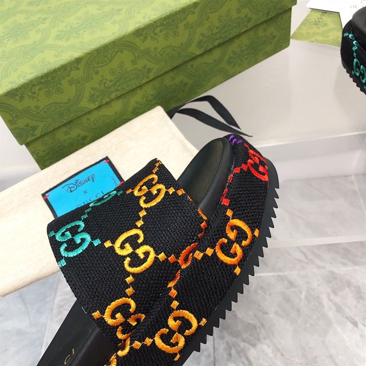 GUCCI ANGELINA EMBROIDERED LOGO PLATFORM SLIDE SANDAL – GSL025