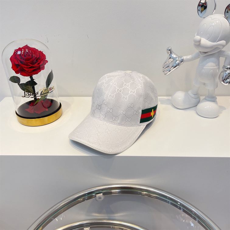 GUCCI GG CANVAS BASEBALL HAT – GH076