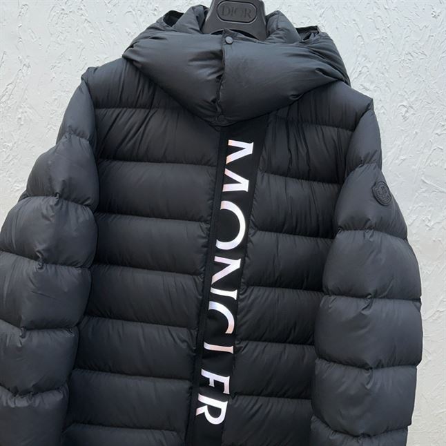 MONCLER CERCES DOWN JACKET – MC060