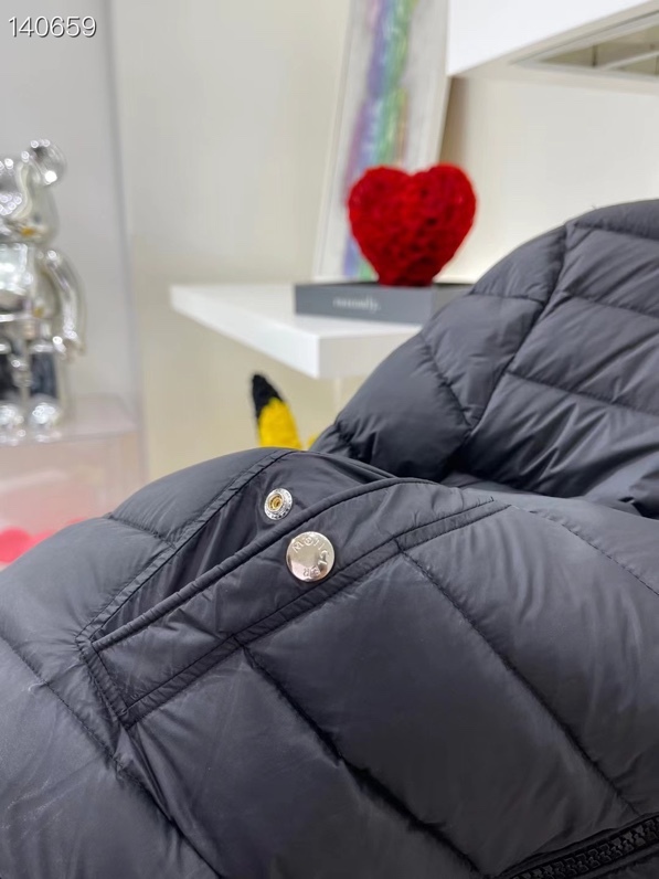 MONCLER JACKET – MC110