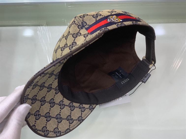 GUCCI GG CANVAS BASEBALL HAT – GH029