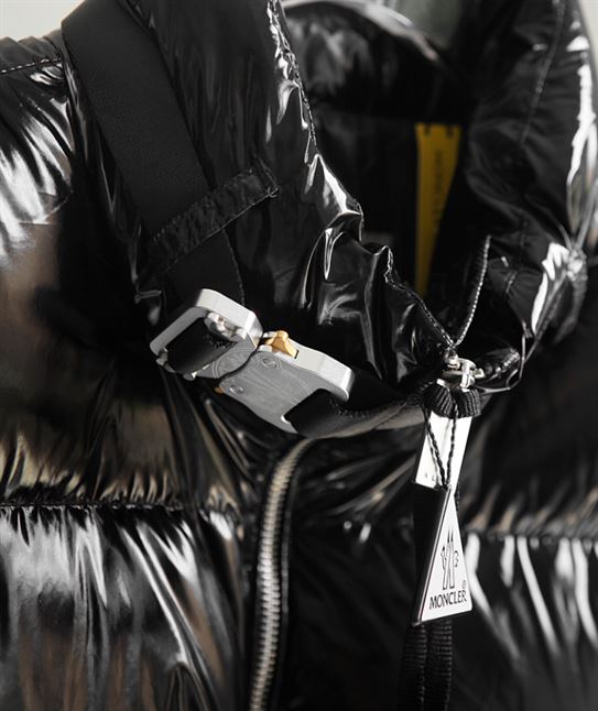 MONCLER JACKETS – MC076