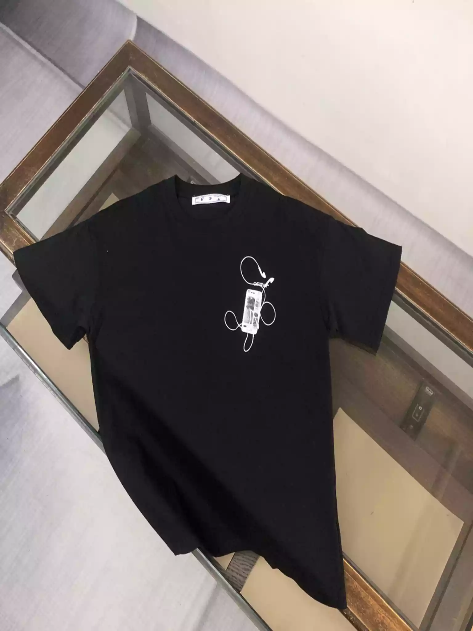 Off-White Scan Arrow T-shirt | Black – OWS039