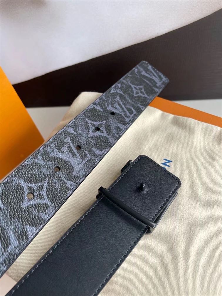 LOUIS VUITTON SHAPE 40MM REVERSIBLE BELT – LBE020