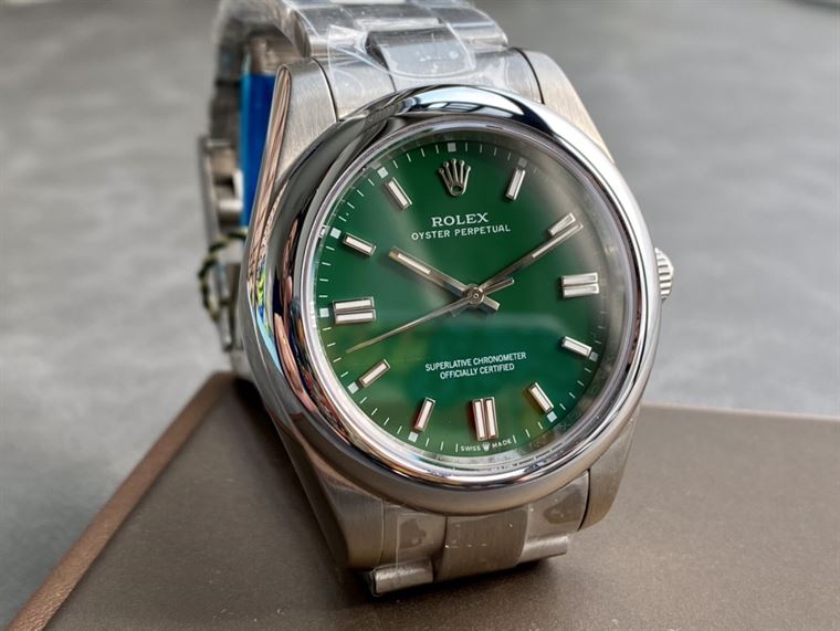 ROLEX OYSTER PERPETUAL 41MM – RL004