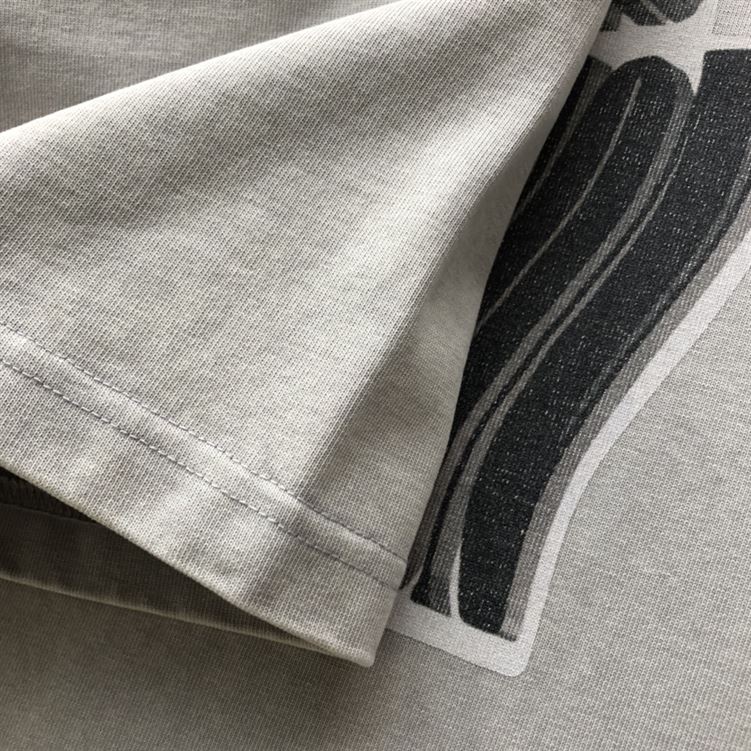 LOUIS VUITTON GRAPHIC LV SIGNATURE T-SHIRT – LVTS071